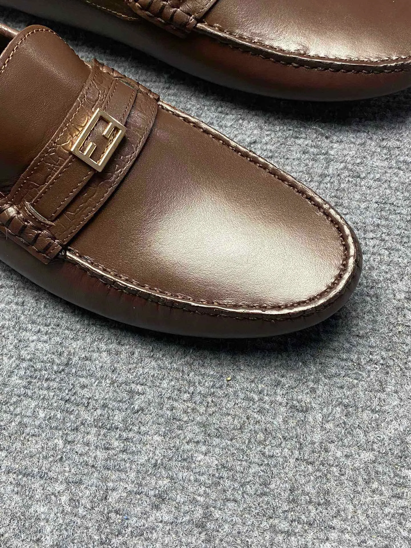 Men's Men's Shoes Men's Men's Shoes 💰700FENDI Fendi Men's Shoes are breathable and comfortable. Original development. Counters copy one to one. Imported cowhide. Niuri. 38 to 44. (can be ordered at 45.46. No returns or exchanges)